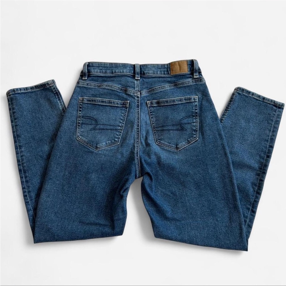 American Eagle Outfitters Women's Blue Mom Jeans size 4 regular - Picture 2 of 8